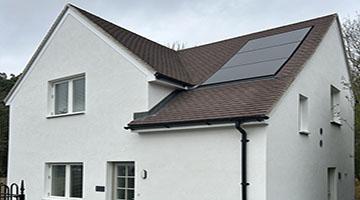 Photo of the outside of Elvis Presley's revamped house